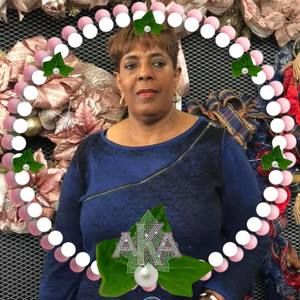 Meet your Posher, Cynthia